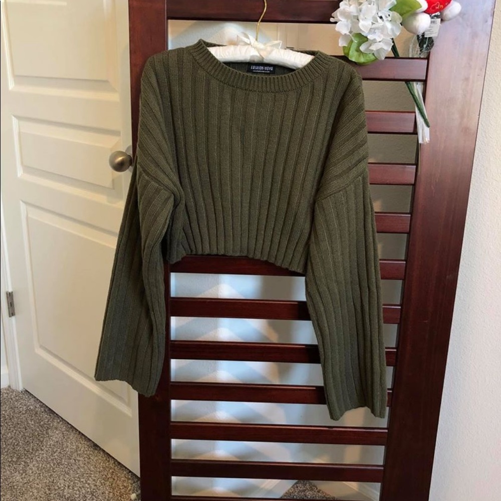 Long sleeve croptop